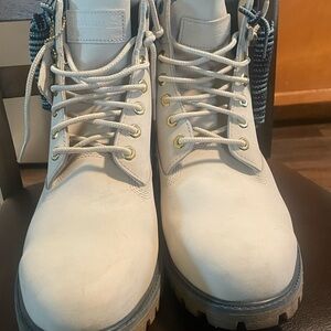 Timberland Cream Lace-Up Leather Boots with Blue Accents